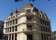 Satılır 50 otaqlı 2500 m2 obyekt Nəsimi bazarı