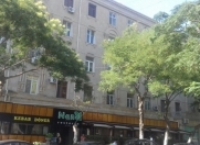 Satılır 3 otaqlı 80 m2 köhnə tikili Elmlər Akademiyası m.