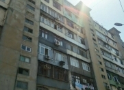 Satılır 3 otaqlı 70 m2 köhnə tikili Ayna Sultanova heykəli