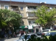 Satılır 2 otaqlı 60 m2 köhnə tikili Bakı Dövlət Universiteti
