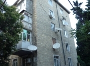 Satılır 1 otaqlı 32 m2 köhnə tikili Nəsimi bazarı