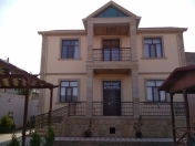 İcarəyə verilir 5 otaqlı 220 m2 həyət evi Badamdar