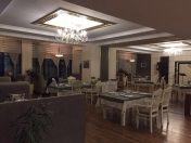 Satılır 3 otaqlı 300 m2 obyekt Elmlər Akademiyası m.