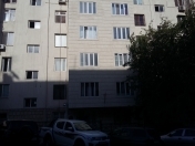 Satılır 2 otaqlı 48 m2 köhnə tikili Dövlət Statistika Komitəsi