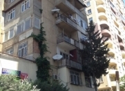 Satılır 3 otaqlı 80 m2 köhnə tikili 8 mkr