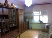 Satılır 2 otaqlı 52 m2 köhnə tikili Bayıl parkı