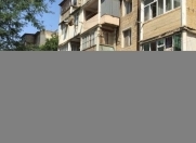 Satılır 2 otaqlı 45 m2 köhnə tikili Yasamal r.