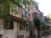 Satılır 2 otaqlı 45 m2 köhnə tikili 3 mkr