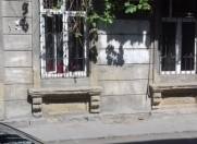 Satılır 3 otaqlı 55 m2 köhnə tikili Yasamal r.