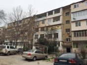 Satılır 2 otaqlı 60 m2 köhnə tikili İnşaatçılar m.