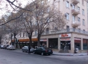 Satılır 2 otaqlı 55 m2 köhnə tikili Yasamal r.