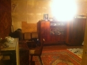 Satılır 1 otaqlı 25 m2 köhnə tikili Nizami m.