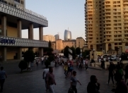 Satılır 5 otaqlı 300 m2 köhnə tikili 28 May m.