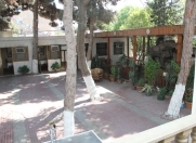 Satılır 14 otaqlı 300 m2 obyekt Gənclik m.