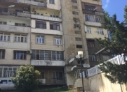 Satılır 2 otaqlı 56 m2 köhnə tikili Yasamal r.