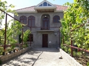 Satılır 6 otaqlı 170 m2 həyət evi Zabrat 2