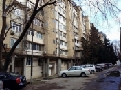 İcarəyə verilir 3 otaqlı 80 m2 köhnə tikili Elmlər Akademiyası m.
