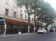 İcarəyə verilir 2 otaqlı 65 m2 köhnə tikili Elmlər Akademiyası m.