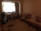 İcarəyə verilir 2 otaqlı 55 m2 köhnə tikili Ayna Sultanova heykəli