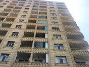 Satılır 3 otaqlı 100 m2 yeni tikili Binəqədi r.