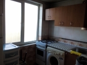 Satılır 2 otaqlı 45 m2 köhnə tikili Yasamal r.