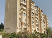 Satılır 3 otaqlı 95 m2 köhnə tikili Yasamal r.