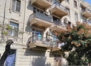 Satılır 4 otaqlı 150 m2 obyekt Yasamal r.