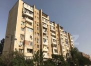 Satılır 3 otaqlı 85 m2 köhnə tikili Yasamal r.