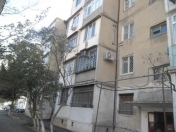Satılır 1 otaqlı 35 m2 köhnə tikili Yasamal r.