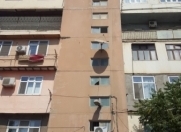 Satılır 3 otaqlı 80 m2 köhnə tikili Zərifə Əliyeva adına park