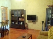 Satılır 3 otaqlı 110 m2 köhnə tikili Rəsulzadə