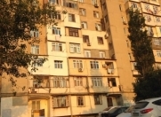 Satılır 4 otaqlı 100 m2 köhnə tikili Y.Günəşli