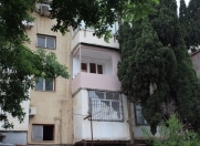 Satılır 2 otaqlı 58 m2 köhnə tikili Elmlər Akademiyası m.