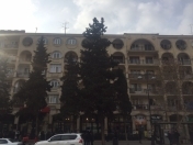 Satılır 3 otaqlı 70 m2 köhnə tikili Nizami m.