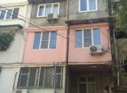 Satılır 3 otaqlı 65 m2 köhnə tikili Elmlər Akademiyası m.