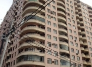 İcarəyə verilir 3 otaqlı 160 m2 yeni tikili 28 May m.