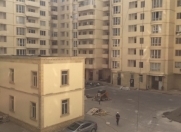 Satılır 1 otaqlı 69 m2 yeni tikili Yasamal r.