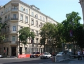 İcarəyə verilir 4 otaqlı 140 m2 köhnə tikili Sahil m.