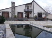 Satılır 4 otaqlı 170 m2 bağ evi Mərdəkan