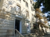 Satılır 1 otaqlı 40 m2 köhnə tikili Elmlər Akademiyası m.