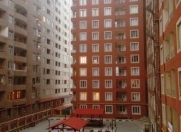 Satılır 1 otaqlı 64 m2 yeni tikili 9 mkr