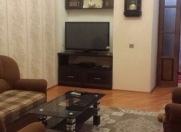 İcarəyə verilir 2 otaqlı 80 m2 köhnə tikili Sahil bağı