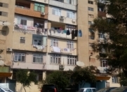 Satılır 4 otaqlı 105 m2 köhnə tikili Y.Günəşli