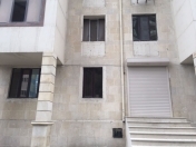 Satılır 2 otaqlı 87 m2 obyekt Musabəyov parkı