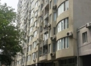 İcarəyə verilir 4 otaqlı 180 m2 yeni tikili 28 May m.