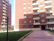 İcarəyə verilir 4 otaqlı 195 m2 yeni tikili 28 May m.