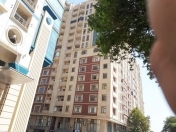 İcarəyə verilir 4 otaqlı 250 m2 yeni tikili 28 May m.