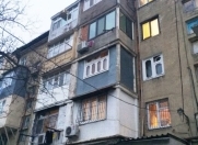 Satılır 2 otaqlı 48 m2 köhnə tikili Yasamal r.