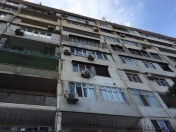 Satılır 4 otaqlı 140 m2 köhnə tikili Lider telekanalı