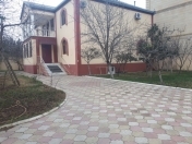 İcarəyə verilir 9 otaqlı 450 m2 ofis Gənclik m.